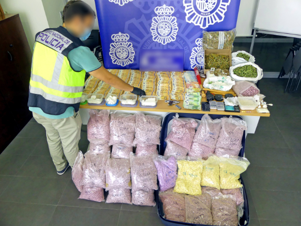 La Policia Nacional troba en un habitatge d'Ibi part de la partida més gran de pastilles d'èxtasi confiscat els últims anys